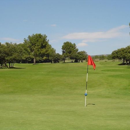Madame Vacances - Residence Du Golf D'Armagnac Eauze Oda fotoğraf