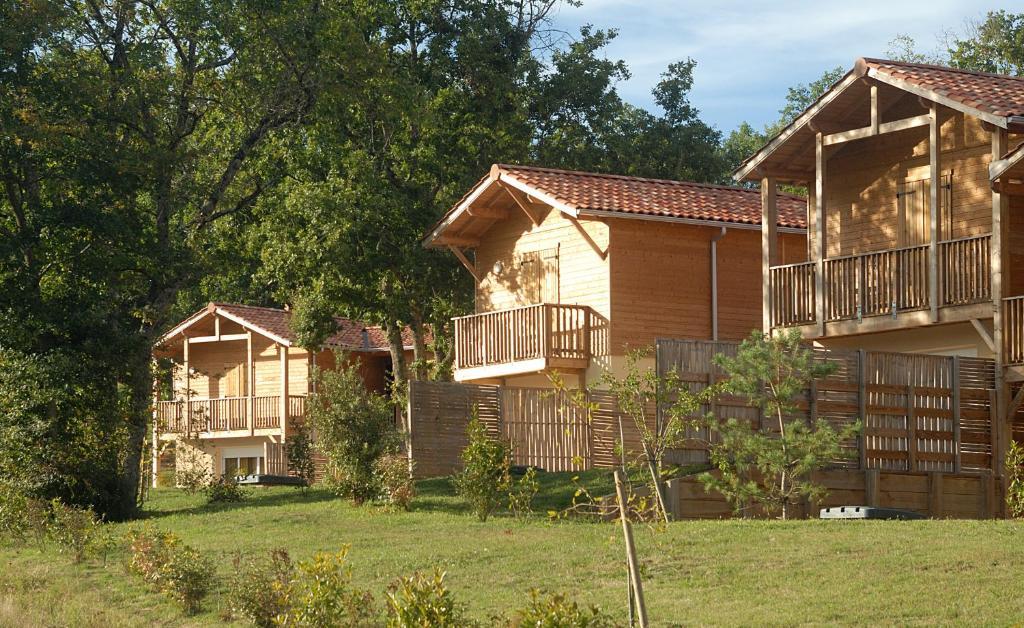 Madame Vacances - Residence Du Golf D'Armagnac Eauze Oda fotoğraf