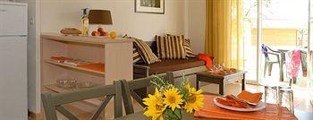 Madame Vacances - Residence Du Golf D'Armagnac Eauze Dış mekan fotoğraf